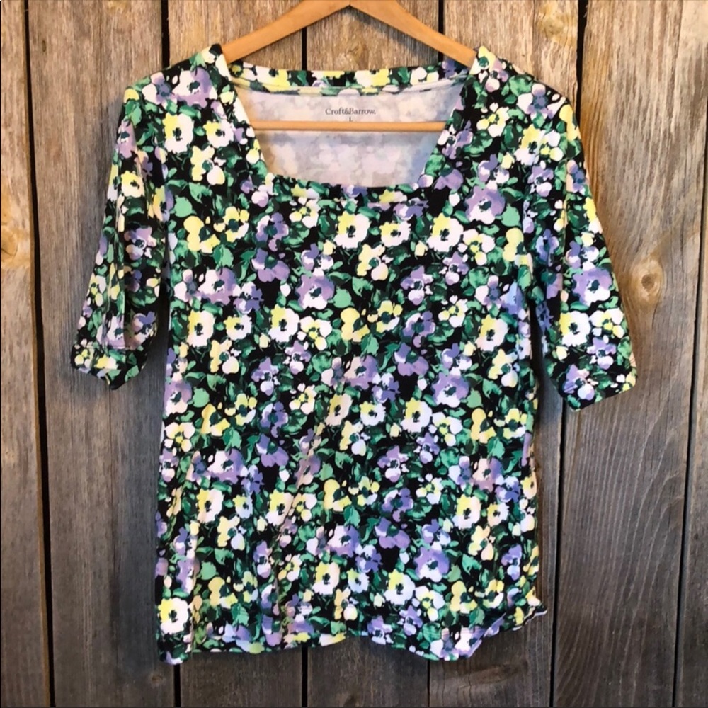 Croft&Barrow floral half sleeve top square neck